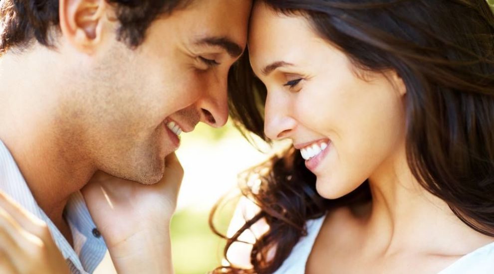 Nu-ti spune te iubesc , dar tine la tine mai mult decat crezi. Uite cum sa-ti dai seama ca sentimentele lui sunt reale