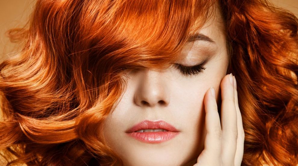 8 coafuri super simple pe care orice femeie ar trebui sa stie sa le faca