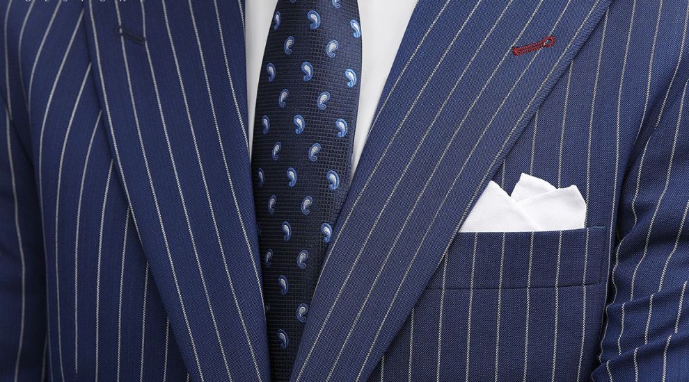 (P) Costumul în dungi: declarația de putere a bărbatului contemporan