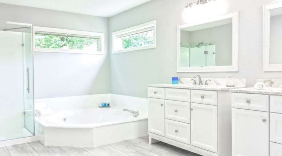 (P) Înlocuirea obiectelor sanitare din baie: 4 reguli esențiale