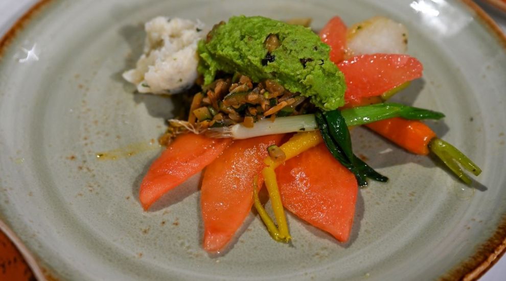 Masterchef - Restul e plăcere. Mousse de mazăre și napi Masterchef - Restul e plăcere. Mousse de mazăre și napi