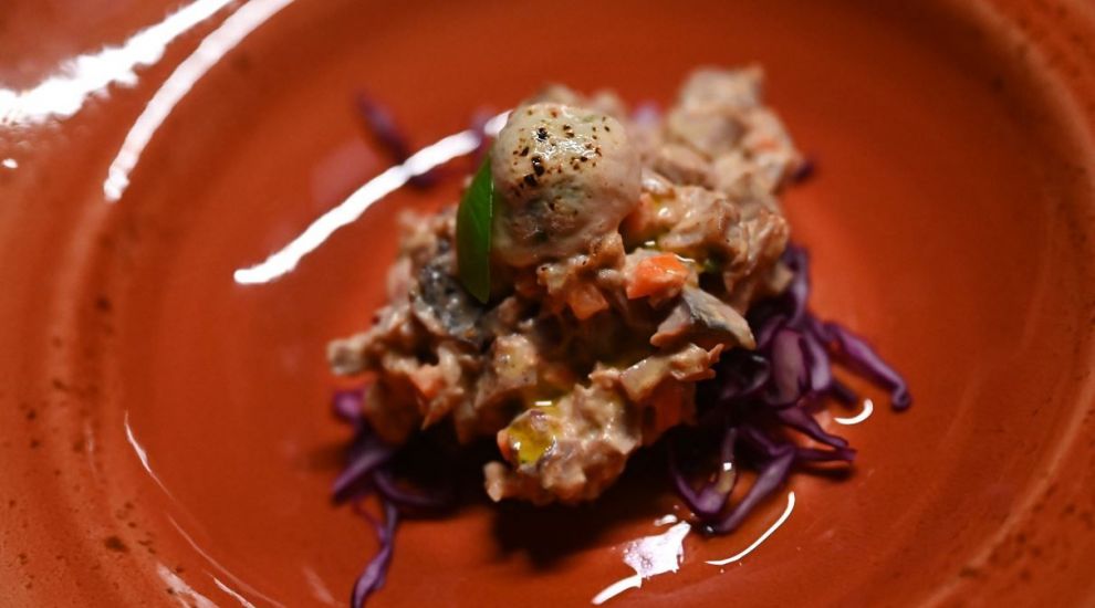 Masterchef - Restul e plăcere. Tartar cu limbă de miel cu gât de curcan