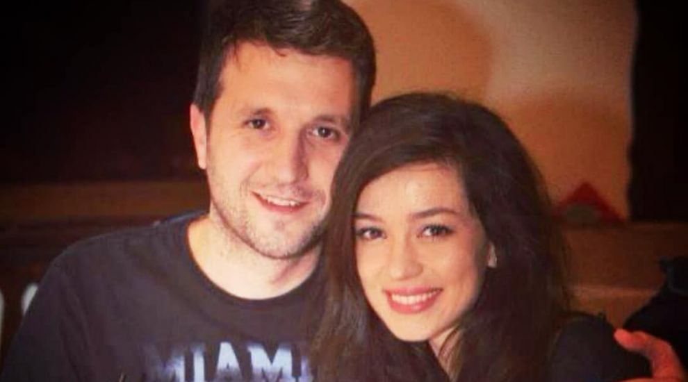 Olivia Steer arată incredibil la 46 de ani. Care e secretul ei?