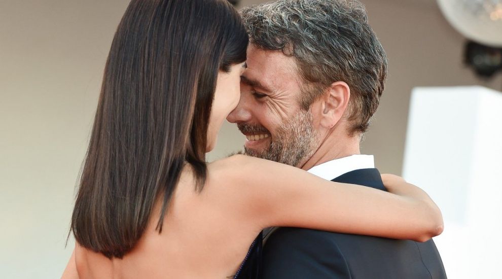 Rocío Muñoz Morales şi Raoul Bova, îndrăgostiţii de pe covorul roşu de la Veneţia