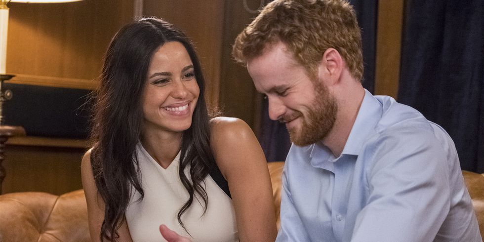Filme regale cu Prinţul Harry şi Meghan Markle la Acasă TV