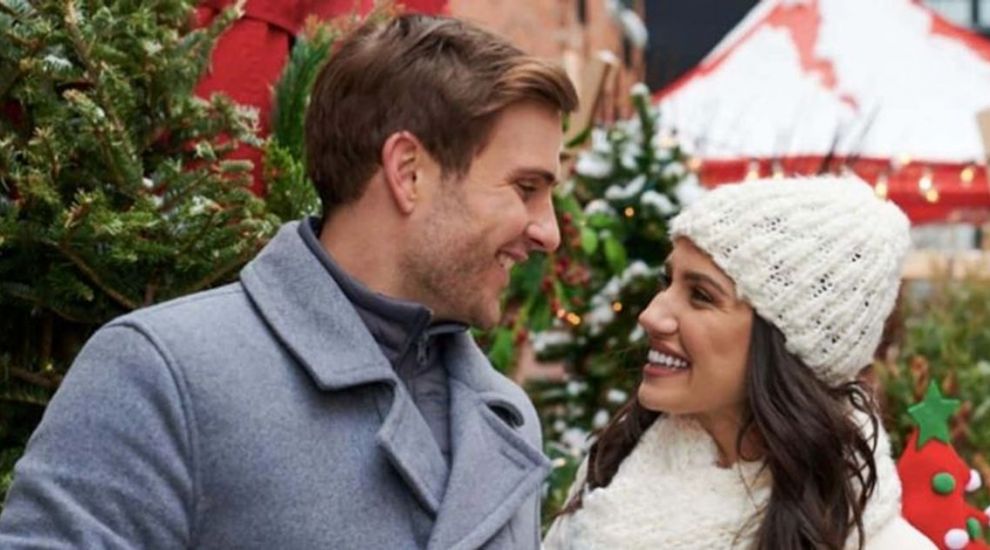 După Dragoste de pus sub brad, Travis Nelson realizează că: Iubesc Crăciunul!