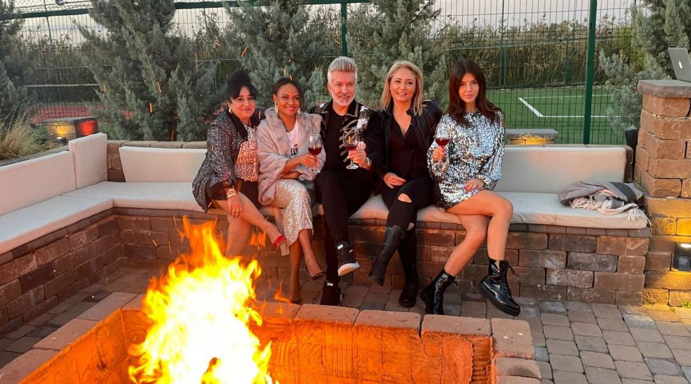 Cinci dintre cei mai simpatici concurenți Mâncare pe care pregătesc un festin pentru Anul Nou Cinci dintre cei mai simpatici concurenți Mâncare pe care pregătesc un festin pentru Anul Nou