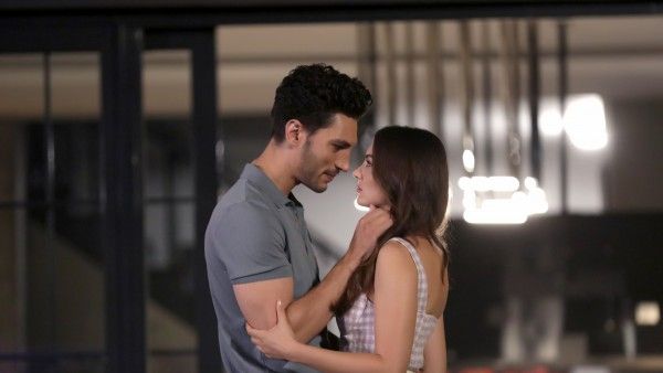 Fosta sultană Burcu Özberk și manechinul Ilhan Şen sunt Îndrăgostiţi din interes