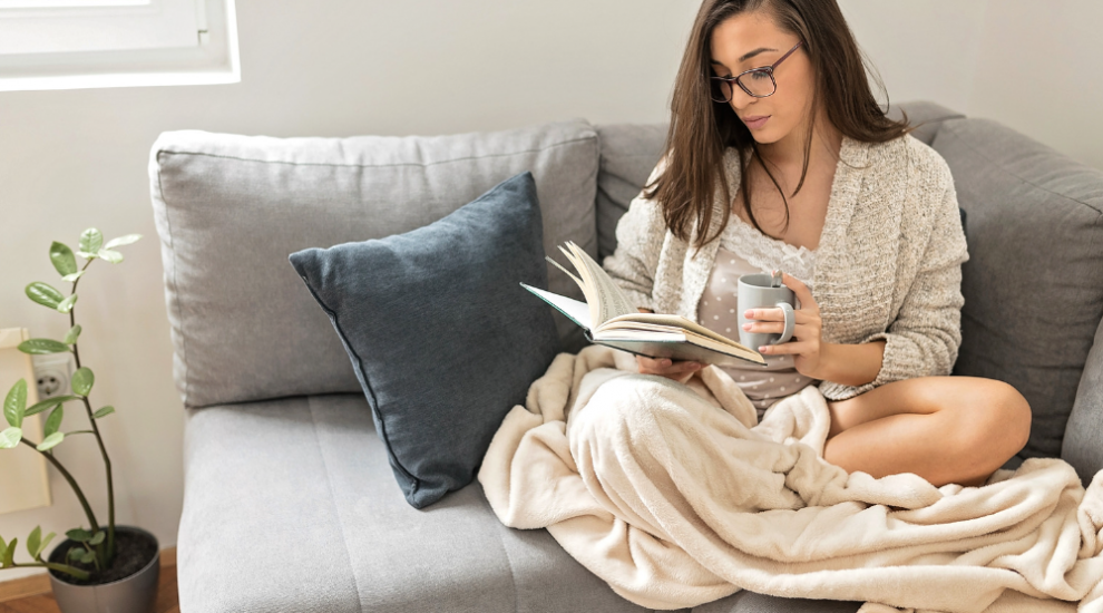 (P) Nou de la Colleen Hoover: cartea Totul începe cu noi