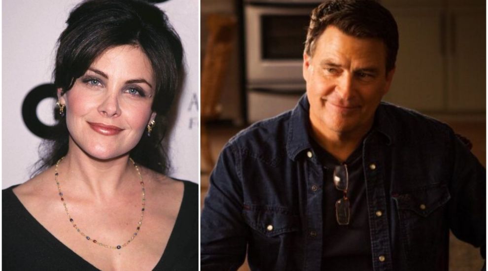 Audrey din Twin Peaks și Jefferson din Familia Bundy se întâlnesc în Inimi în flăcări