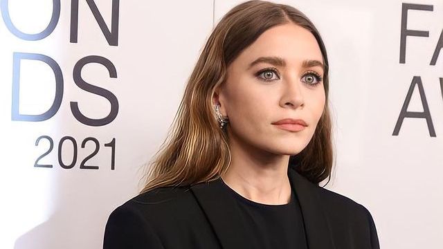 Ashley Olsen a devenit mama după o sarcină ținută în secret Ashley Olsen a devenit mama după o sarcină ținută în secret