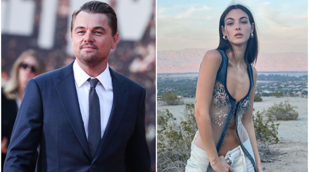 Leonardo DiCaprio, sărut pasional cu italianca Vittoria Ceretti Leonardo DiCaprio, sărut pasional cu italianca Vittoria Ceretti