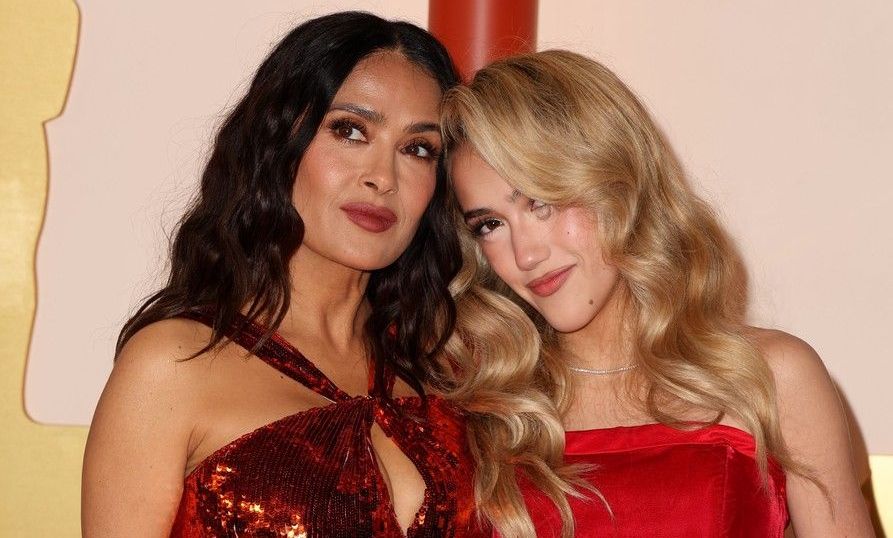 O inimă de 16 ani! Salma Hayek, dedicație specială de ziua fiicei sale, Valentina