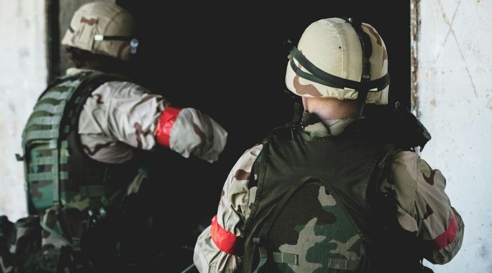 (P) Simte din plin fiorul airsoft cu pistoale airsoft pentru jocuri de echipă