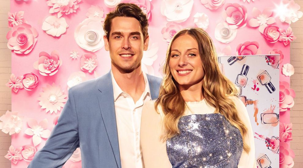 Katia îți arată cum obții Manichiura perfectă