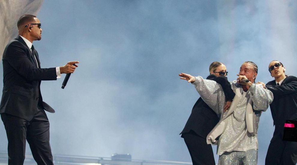 Will Smith a urcat pe aceeași scenă cu J Balvin