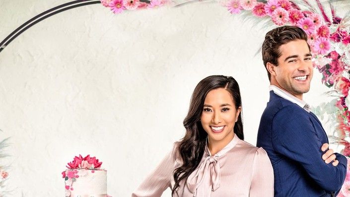 Știai că tortul de nuntă are o putere magică?