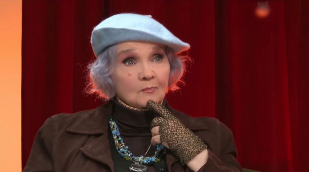 Margareta Pâslaru: Alte fete erau cu umerii goi, decoltate, cu picior... Pe mine nu mă lăsau