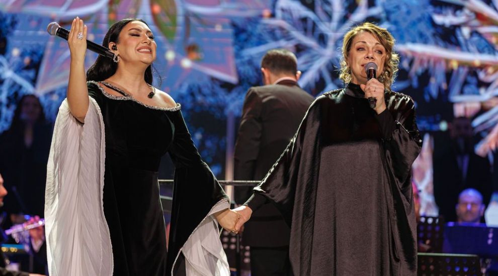 Acasă TV vă oferă două ore de magie cu Andra în spectacolul Vis de Crăciun