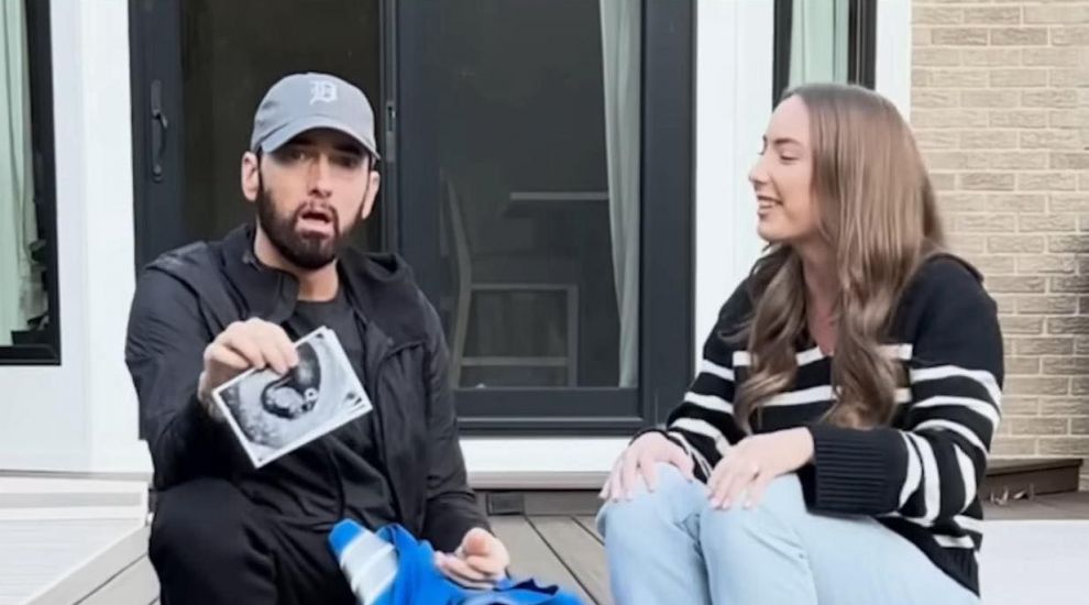 Eminem este bunic! Fiica lui a născut un băiețel