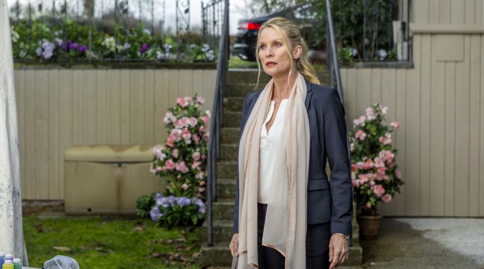 Revedere cu Nicolette Sheridan, fosta iubită a lui Michael Bolton, în Sunt tot al tău