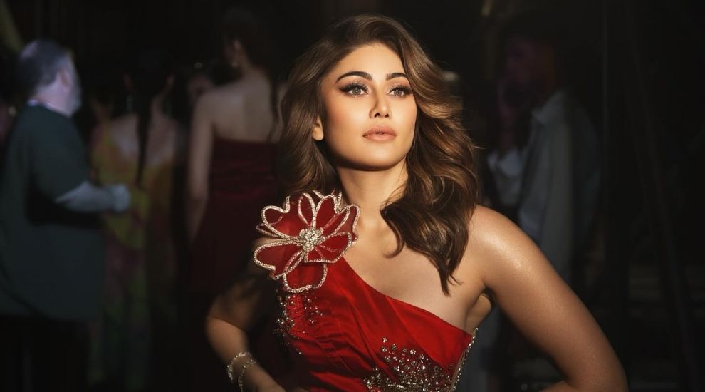 Tragedie la Bollywood! Modelul și actrița Shefali Jariwala a murit subit la vârsta de 42 de ani Tragedie la Bollywood! Modelul și actrița Shefali Jariwala a murit subit la vârsta de 42 de ani