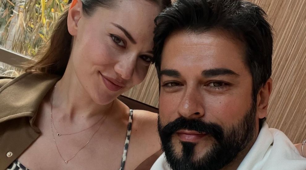 Starul turc Burak Özçivit și-a petrecut vacanța în Albania