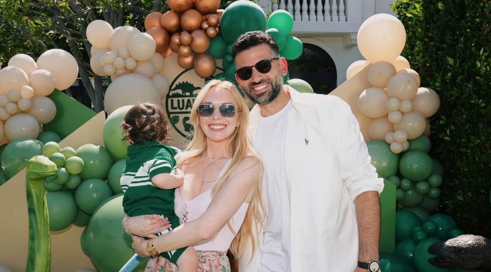 Ce repede trece timpul! Băiețelul actriței Lindsay Lohan a împlinit deja 2 ani