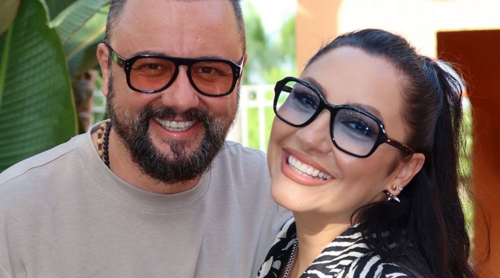 Andra și Cătălin Măruță au sărbătorit 17 ani de căsnicie &icirc;n Marbella