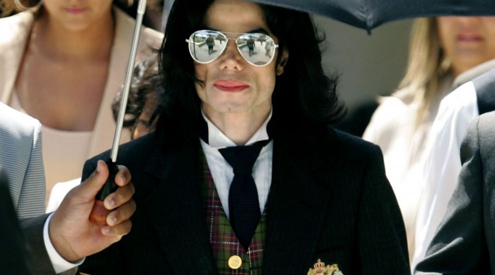 Ce poreclă a primit Michael Jackson pentru că ar fi avut probleme mari cu igiena? Ce poreclă a primit Michael Jackson pentru că ar fi avut probleme mari cu igiena?