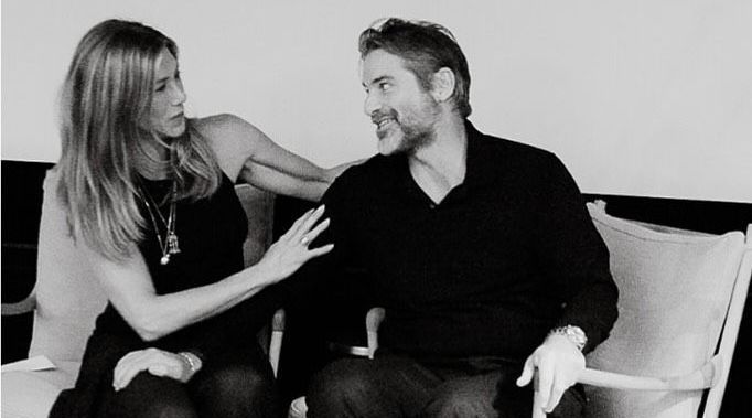 La mulți ani, iubitule! Jennifer Aniston a confirmat oficial relația cu Jim Curtis