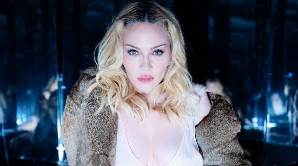 Madonna șochează din nou! La 67 de ani, se dezbracă &icirc;ntr-o reclamă