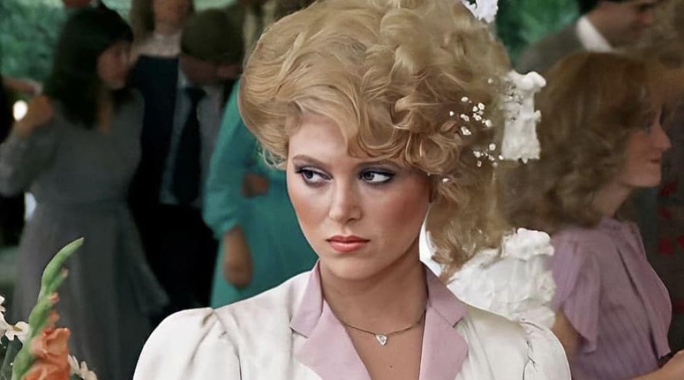 De ce producătorii Dallas au renunțat la personajul Afton Cooper, splendida c&acirc;ntăreață blondă?