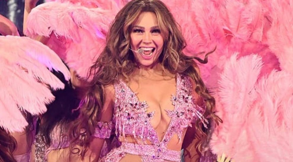 Thalia a adus un omagiu trupei ABBA pe scena premiilor Lo Nuestro