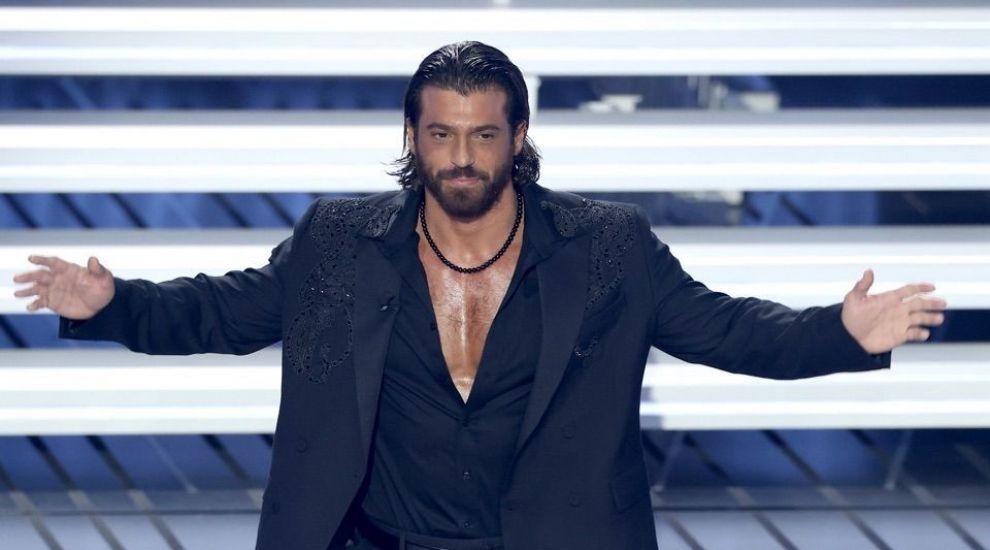 Can Yaman, starul surpriză de pe scena festivalului Sanremo 2026