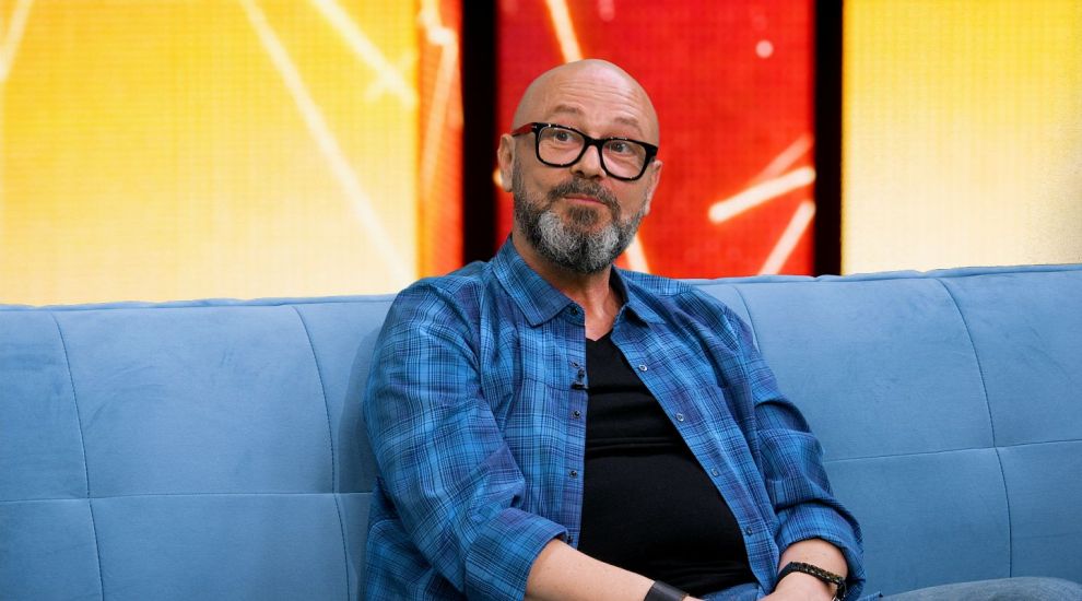 Ovidiu Oanță, cel ce transmite live de 28 de ani la Pro TV, deschide noul sezon &Icirc;ntrebarea mesei rotunde