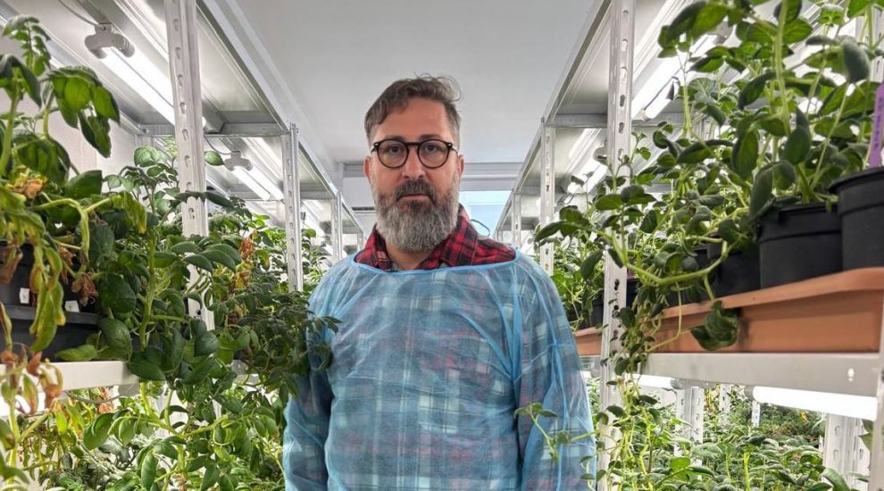 Cosmin Savu, duminică, la Rom&acirc;nia, te iubesc! : Distrugem, &icirc;n loc să construim. Asta trebuie să se oprească
