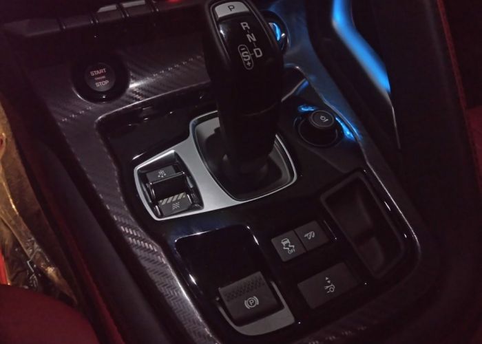 (P) Cum funcționează cutia automată a mașinii?