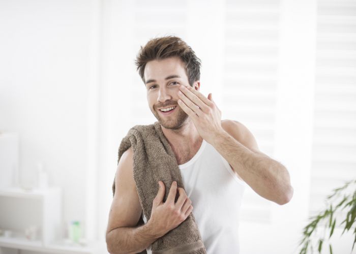 Cum să ai grijă de tenul tău: 5 sfaturi utile de pus în practică