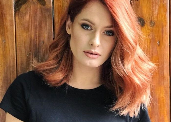 Raluka, cu gândul la vară. Fotografiile cu care artista a făcut senzație pe internet