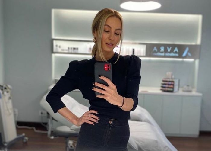 Flavia Mihășan, în costum de baie la un an după ce a născut: bdquo;Acum știm: mai puține haine