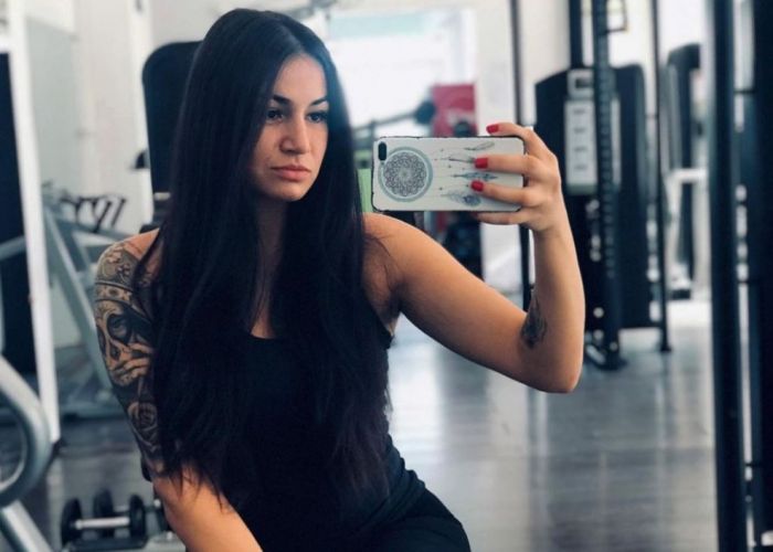 Diana Belbiță sau cum arată fața fără machiaj a unei luptătoare