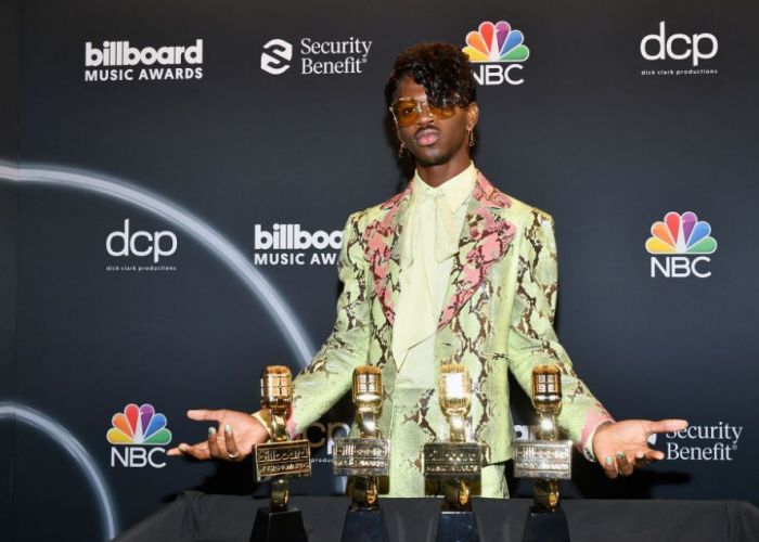 Lil Nas X nu dă doi bani pe cei care îl critică. bdquo;Sper că cei care mă urăsc sunt triști acum