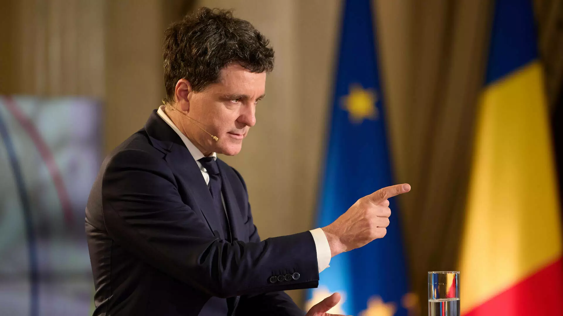 Nicușor Dan propune o reformă fiscală &icirc;n două etape: Pachet cu măsuri pentru deficit p&acirc;nă &icirc;n 30 iunie, apoi construcție