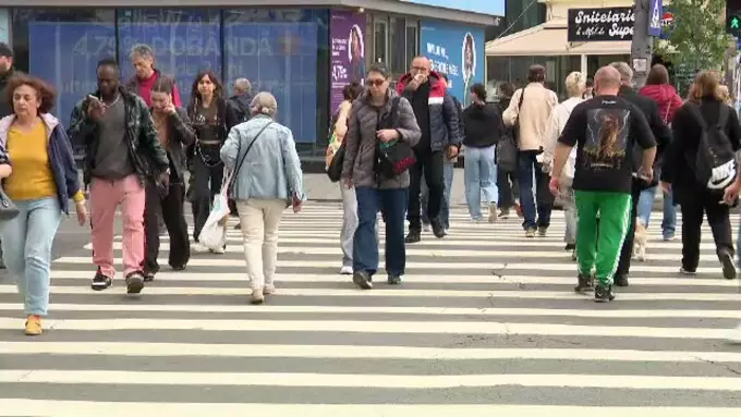 C&acirc;ți bani are acum &icirc;n cont un rom&acirc;n cu salariu mediu care a contribuit timp de 17 ani la Pilonul II