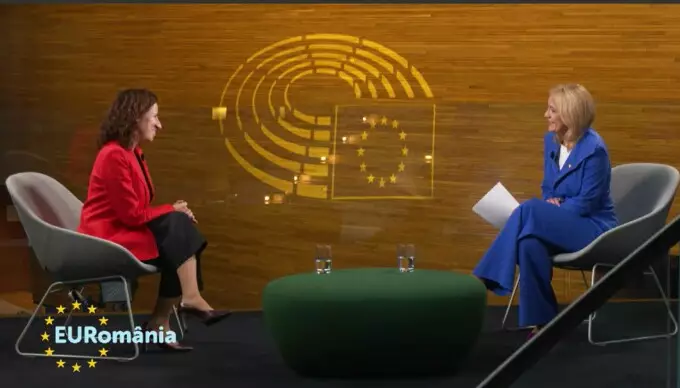 Absolvenții de școli profesionale vor avea stagii plătite la Comisia Europeană. Roxana M&icirc;nzatu, inițiator: O șansă fantastică