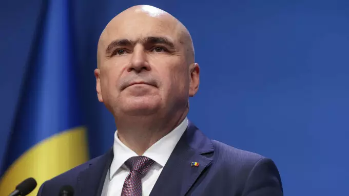 Bolojan pregătește tăieri la Guvern. Personalul, redus cu p&acirc;nă la 40%. La un minister au fost reduse salariile directorilor