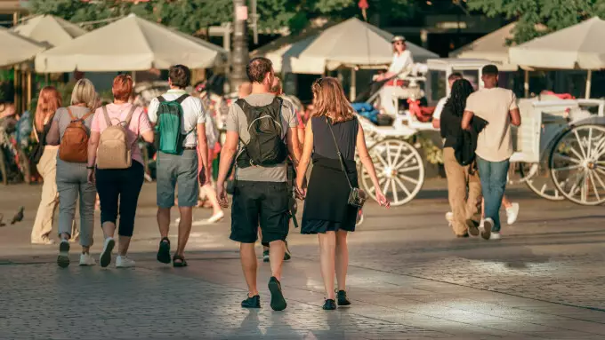 Risc de recesiune &icirc;n Rom&acirc;nia la finalul lui 2025. Cum putem evita acest lucru, conform guvernatorului BNR