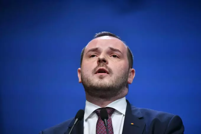 Rogobete, despre clinica stomatologică unde a murit o fetiţă de 2 ani: Funcţionează improvizat şi nu respectă normativele