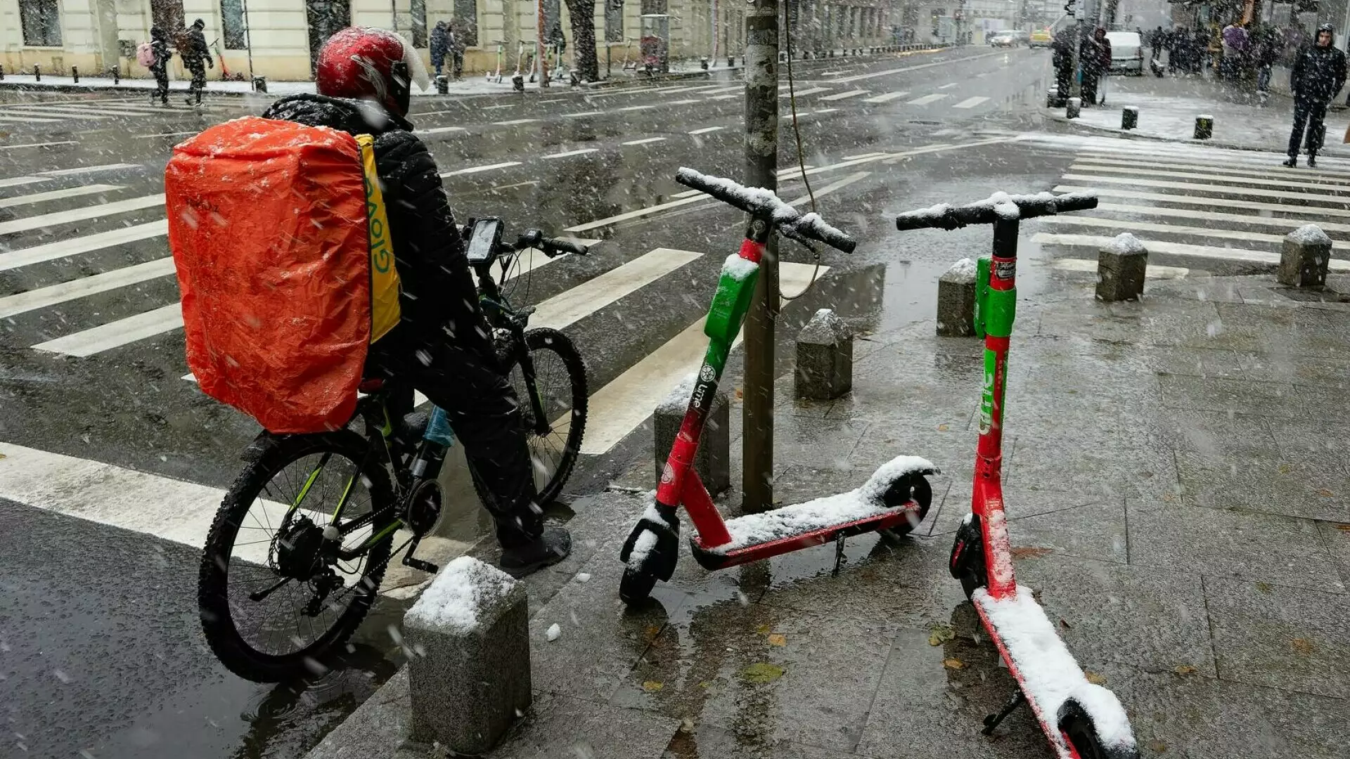 Vortexul polar ar putea lovi chiar &icirc;nainte de Crăciun. Meteorologii anunță schimbări ale vremii. &bdquo;Incertitudine tot mai mare&rdquo;